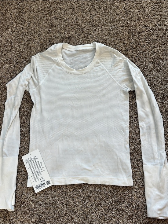 lululemon athletica Tops - Lululemon Swiftly Tech Long Sleeve
